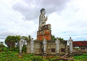 Wat Ek Phnom